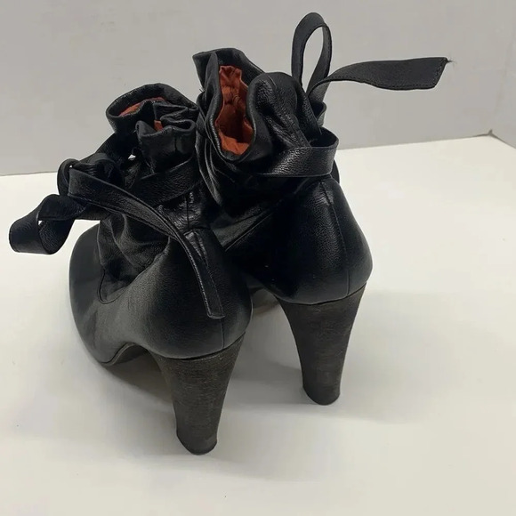 Marc Jacobs Black Leather High Heeled Ankle Boots Lace Up Bow Ankle Strap 38.5 - Picture 6 of 10